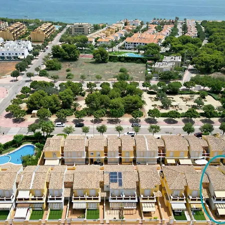 Kione Bellamar *